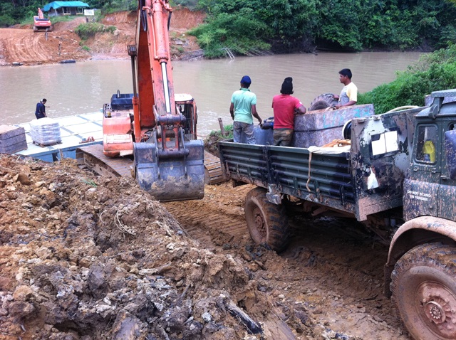 Description: D:\Gil Job Related Doc\Guyana\Guyana Photo Album\2012\Photos\04-10-12\web\8.jpg