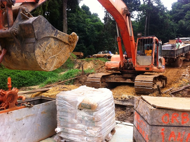 Description: D:\Gil Job Related Doc\Guyana\Guyana Photo Album\2012\Photos\04-10-12\web\11.jpg