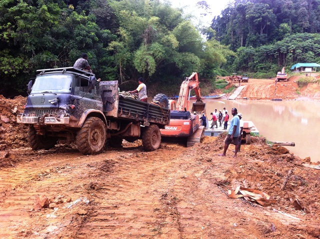 Description: D:\Gil Job Related Doc\Guyana\Guyana Photo Album\2012\Photos\04-10-12\web\12.jpg