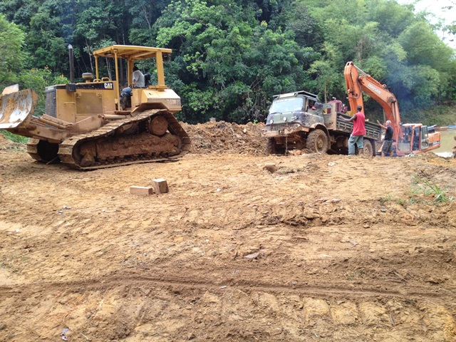 Description: D:\Gil Job Related Doc\Guyana\Guyana Photo Album\2012\Photos\04-10-12\web\21.jpg