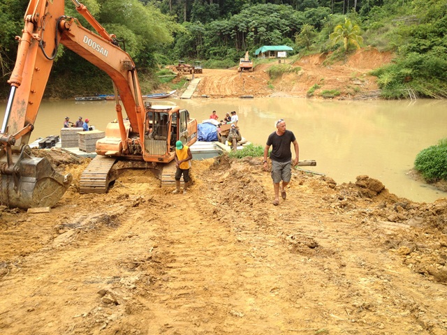 Description: D:\Gil Job Related Doc\Guyana\Guyana Photo Album\2012\Photos\04-10-12\web\23.jpg