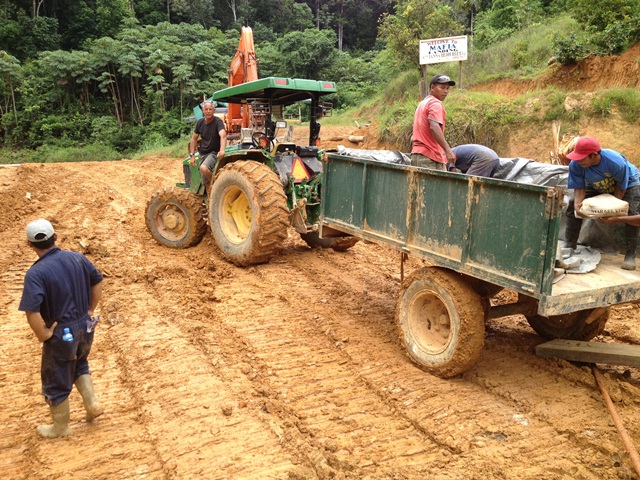 Description: D:\Gil Job Related Doc\Guyana\Guyana Photo Album\2012\Photos\04-10-12\web\29.jpg