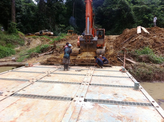 Description: D:\Gil Job Related Doc\Guyana\Guyana Photo Album\2012\Photos\04-10-12\web\37.jpg