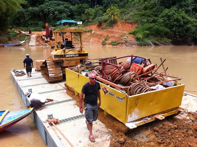 Description: D:\Gil Job Related Doc\Guyana\Guyana Photo Album\2012\Photos\04-10-12\web\40.jpg