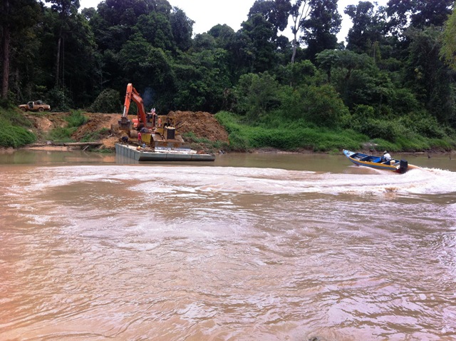 Description: D:\Gil Job Related Doc\Guyana\Guyana Photo Album\2012\Photos\04-10-12\web\42.jpg