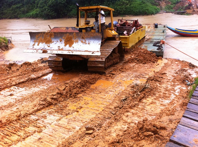 Description: D:\Gil Job Related Doc\Guyana\Guyana Photo Album\2012\Photos\04-10-12\web\46.jpg