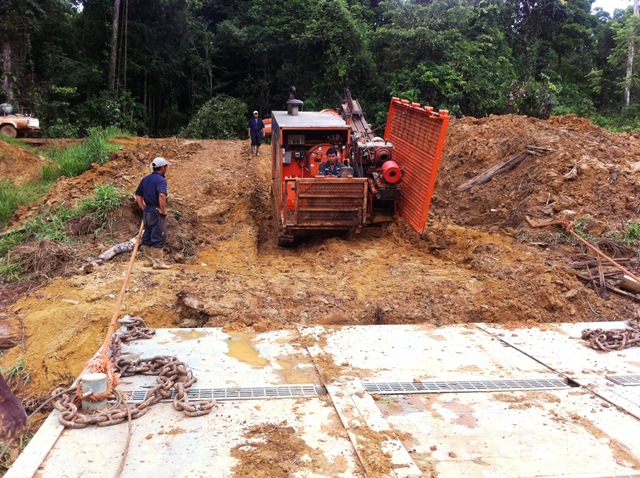 Description: D:\Gil Job Related Doc\Guyana\Guyana Photo Album\2012\Photos\04-10-12\web\53.jpg