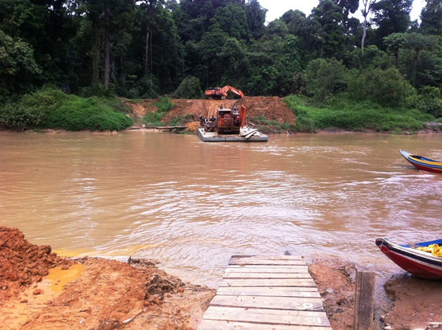 Description: D:\Gil Job Related Doc\Guyana\Guyana Photo Album\2012\Photos\04-10-12\web\58.jpg