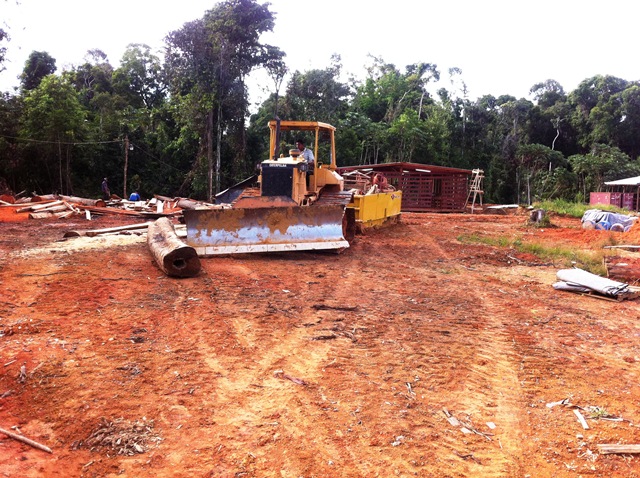 Description: D:\Gil Job Related Doc\Guyana\Guyana Photo Album\2012\Photos\04-10-12\web\60.jpg