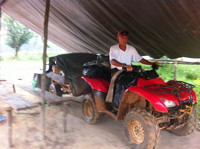 Description: D:\Gil Job Related Doc\Guyana\Guyana Photo Album\2012\Photos\04-12-12\web\8.jpg