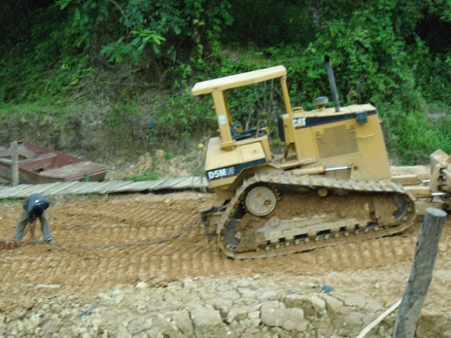 Description: D:\Gil Job Related Doc\Guyana\Guyana Photo Album\2012\Photos\04-04-12\Camp\web\5.jpg