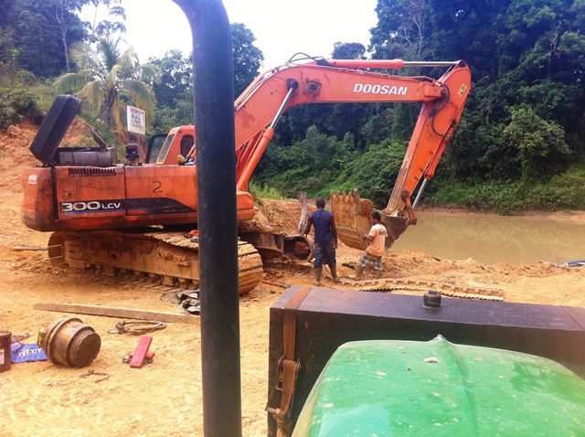 Description: D:\Gil Job Related Doc\Guyana\Guyana Photo Album\2012\Photos\04-05-12\web\1.jpg