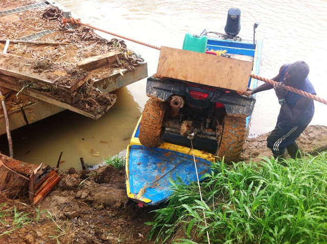 Description: D:\Gil Job Related Doc\Guyana\Guyana Photo Album\2012\Photos\04-05-12\web\4.jpg