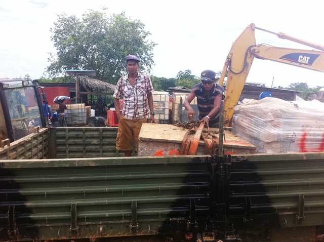 Description: D:\Gil Job Related Doc\Guyana\Guyana Photo Album\2012\Photos\04-07-12\web\15.jpg