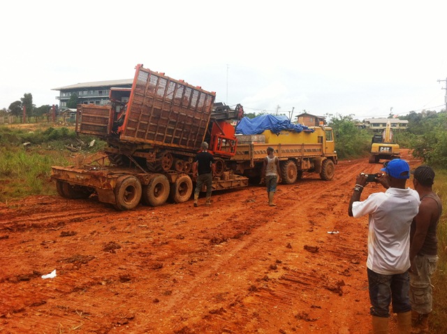 Description: D:\Gil Job Related Doc\Guyana\Guyana Photo Album\2012\Photos\04-07-12\web\21.jpg