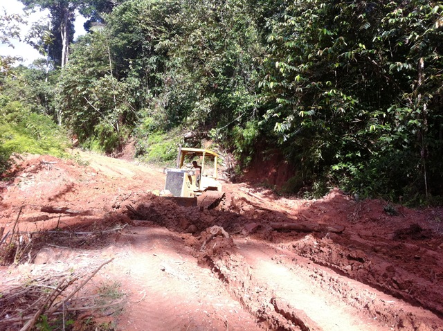 Description: D:\Gil Job Related Doc\Guyana\Guyana Photo Album\2012\Photos\04-08-12\web\43.jpg