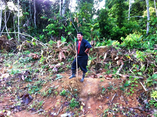 Description: D:\Gil Job Related Doc\Guyana\Guyana Photo Album\2012\Photos\04-09-12\web\6.jpg