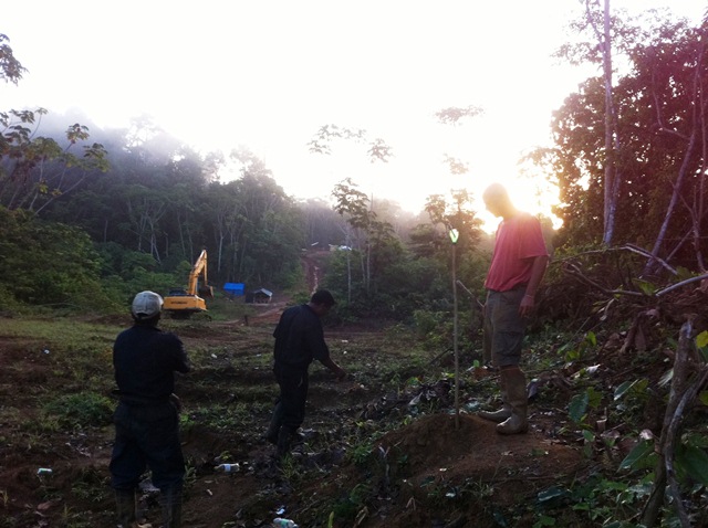 Description: D:\Gil Job Related Doc\Guyana\Guyana Photo Album\2012\Photos\04-09-12\web\7.jpg