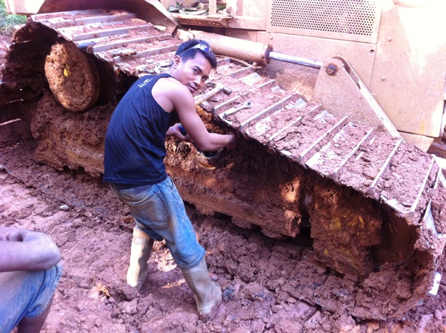 Description: D:\Gil Job Related Doc\Guyana\Guyana Photo Album\2012\Photos\04-09-12\web\16.jpg