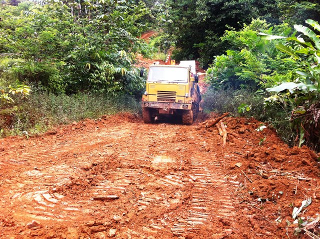 Description: D:\Gil Job Related Doc\Guyana\Guyana Photo Album\2012\Photos\04-09-12\web\24.jpg