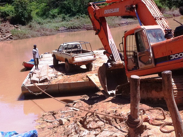 Description: D:\Gil Job Related Doc\Guyana\Guyana Photo Album\2012\02-20-12\web 3\2.jpg