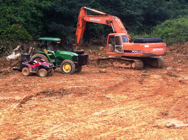 Description: D:\Gil Job Related Doc\Guyana\Guyana Photo Album\2012\02-22-12\Landing\11.jpg