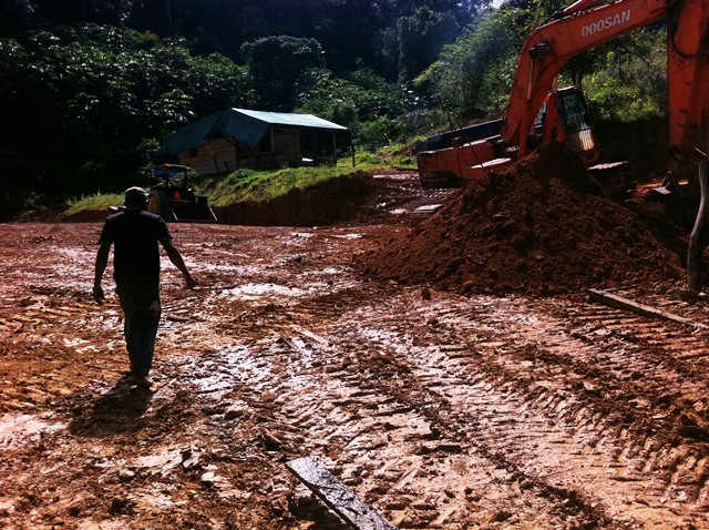 Description: D:\Gil Job Related Doc\Guyana\Guyana Photo Album\2012\02-22-12\Landing\18.jpg