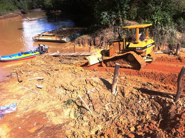 Description: D:\Gil Job Related Doc\Guyana\Guyana Photo Album\2012\02-22-12\Landing\22.jpg