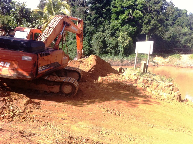 Description: D:\Gil Job Related Doc\Guyana\Guyana Photo Album\2012\02-22-12\Landing\25.jpg