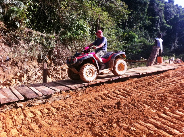 Description: D:\Gil Job Related Doc\Guyana\Guyana Photo Album\2012\02-22-12\Landing\32.jpg