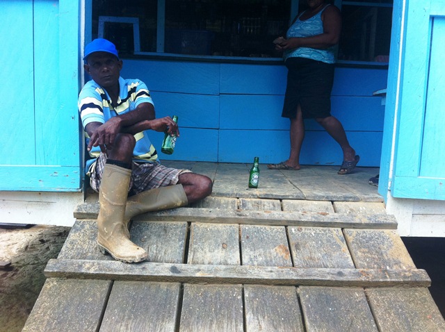 Description: D:\Gil Job Related Doc\Guyana\Guyana Photo Album\2012\02-23-12\1 With Maik at the Landing\2.jpg