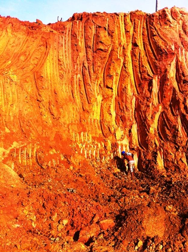 Description: D:\Gil Job Related Doc\Guyana\Guyana Photo Album\2012\02-23-12\2 Maik Camp\16.jpg