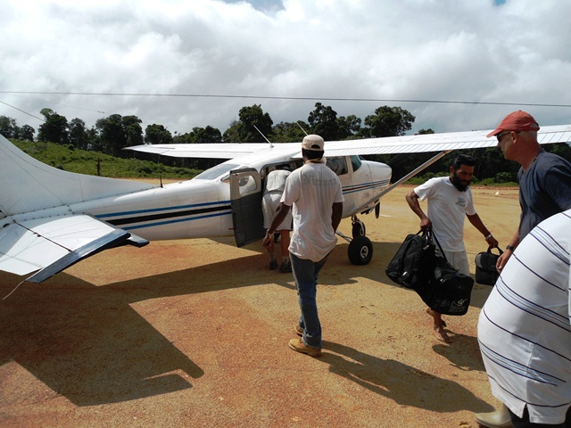 Description: D:\Gil Job Related Doc\Guyana\Guyana Photo Album\2012\02-26-12-Sam\Brain\Brain Visit\5.jpg