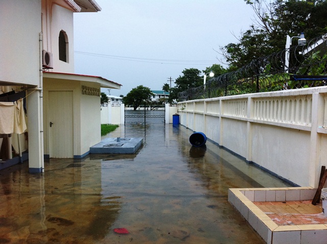 Description: D:\Gil Job Related Doc\Guyana\Guyana Photo Album\2012\02-28-12 Bel Air Flud\web\17.jpg