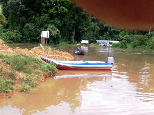 Description: D:\Gil Job Related Doc\Guyana\Guyana Photo Album\2012\02-02-12\web\2.jpg