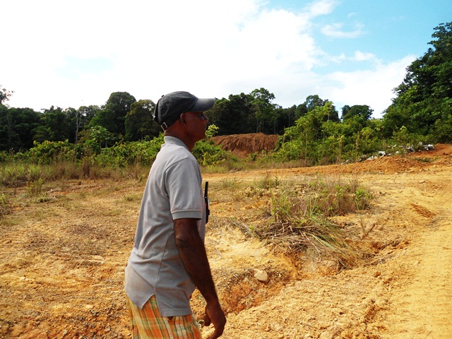 Description: D:\Gil Job Related Doc\Guyana\Guyana Photo Album\Shabanas Photos\Road to Mafia\web\22.jpg