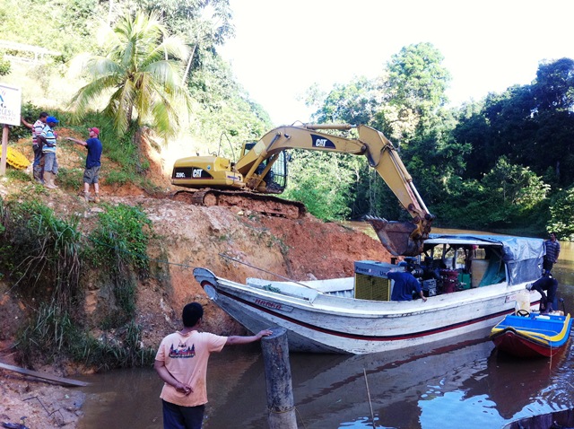 Description: D:\Gil Job Related Doc\Guyana\Guyana Photo Album\2012\01-06-12\Web\14.jpg