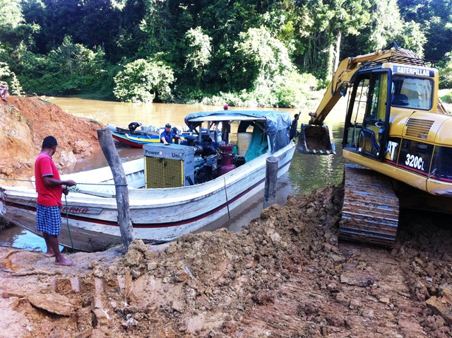 Description: D:\Gil Job Related Doc\Guyana\Guyana Photo Album\2012\01-06-12\Web\16.jpg