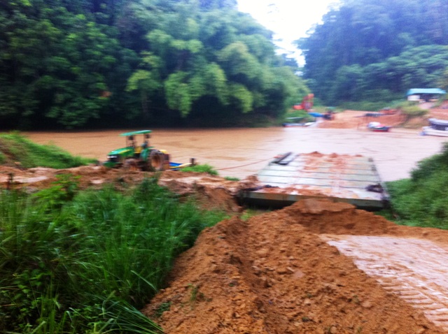 Description: D:\Gil Job Related Doc\Guyana\Guyana Photo Album\2012\Photos\06-07-12\web\1.jpg