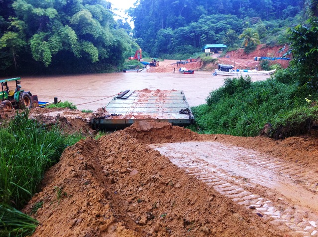 Description: D:\Gil Job Related Doc\Guyana\Guyana Photo Album\2012\Photos\06-07-12\web\3.jpg