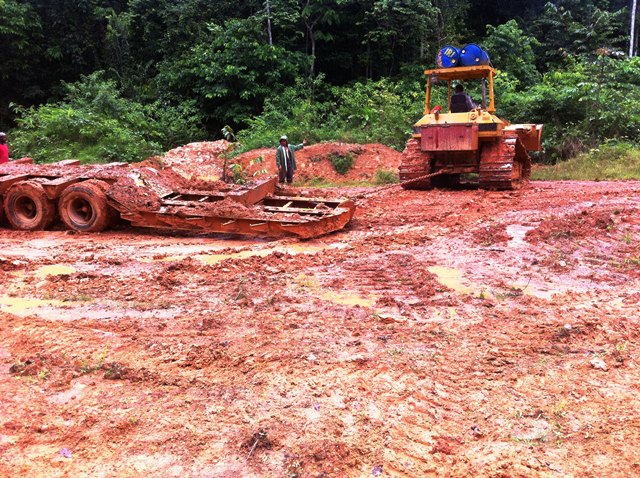 Description: D:\Gil Job Related Doc\Guyana\Guyana Photo Album\2012\Photos\06-07-12\web\17.jpg