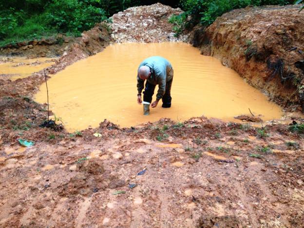 Description: D:\Gil Job Related Doc\Guyana\Guyana Photo Album\2012\Photos\06-08-12\web\3.jpg