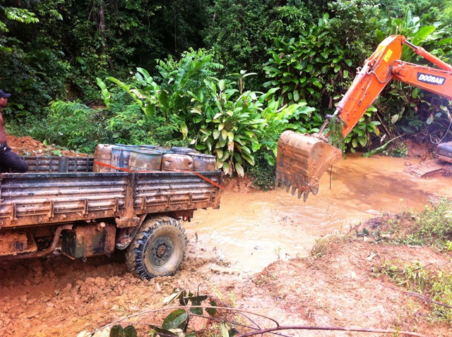 Description: D:\Gil Job Related Doc\Guyana\Guyana Photo Album\2012\Photos\06-08-12\web\11.jpg