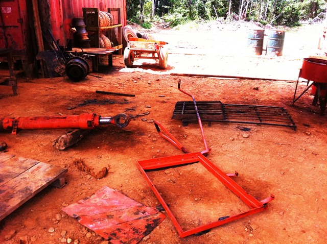 Description: D:\Gil Job Related Doc\Guyana\Guyana Photo Album\2012\03-14-12\Yakishuru Strip\27.jpg