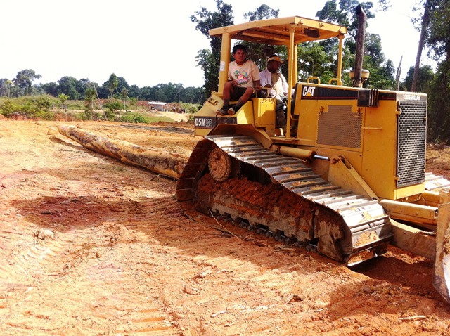 Description: D:\Gil Job Related Doc\Guyana\Guyana Photo Album\2012\03-15-12\web\12.jpg