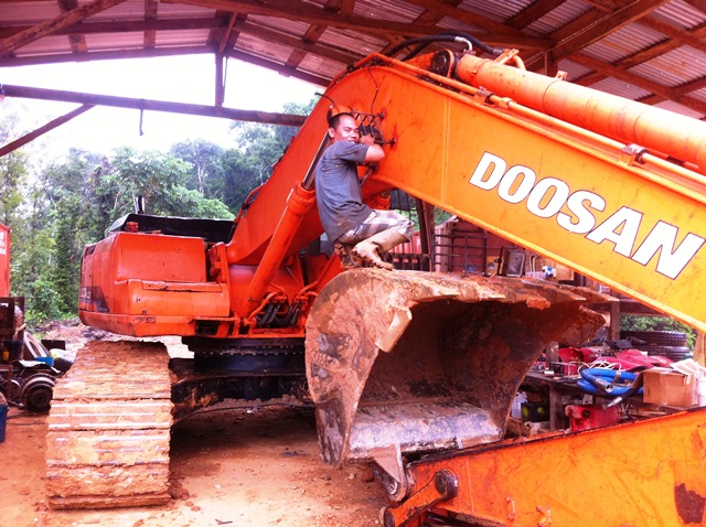 Description: D:\Gil Job Related Doc\Guyana\Guyana Photo Album\2012\03-19-12\web\14.jpg