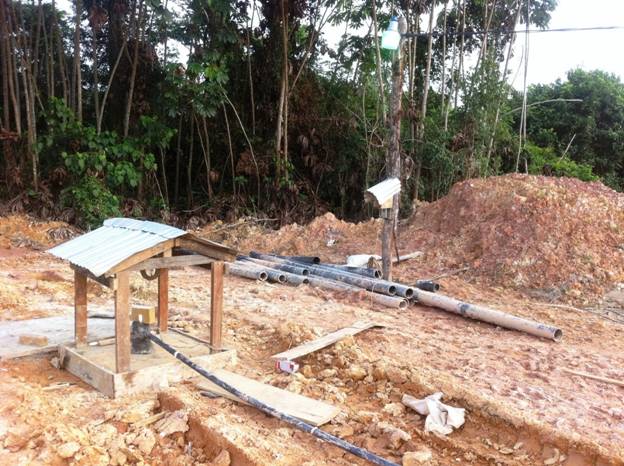 Description: D:\Gil Job Related Doc\Guyana\Guyana Photo Album\2012\03-17-12 Camp\web\4.jpg