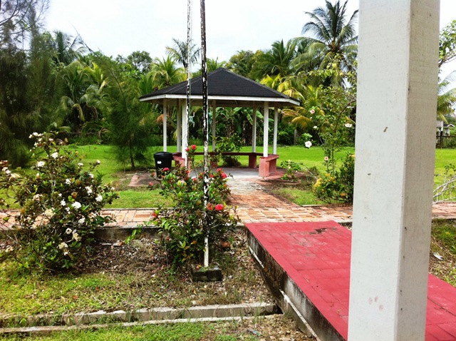 Description: D:\Gil Job Related Doc\Guyana\Guyana Photo Album\2012\03-01-12\web\22.jpg