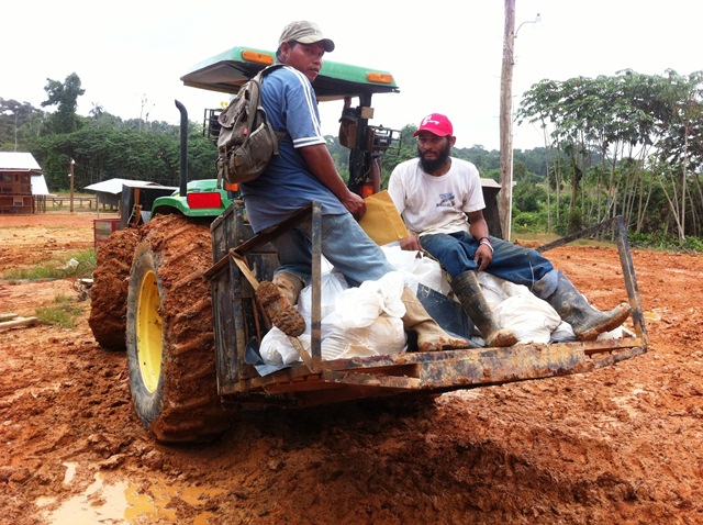 Description: D:\Gil Job Related Doc\Guyana\Guyana Photo Album\2012\03-20-12\web\23.jpg