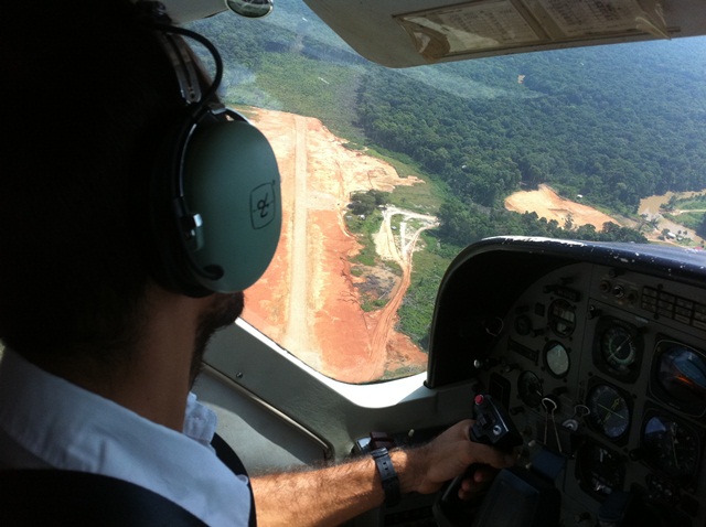 Description: D:\Gil Job Related Doc\Guyana\Guyana Photo Album\2012\Photos\04-29-12\web\14.jpg